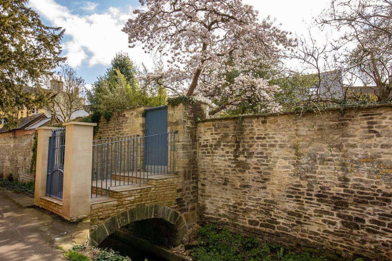 The Potting Shed, 5* Luxury Escape Cirencester Kültér fotó